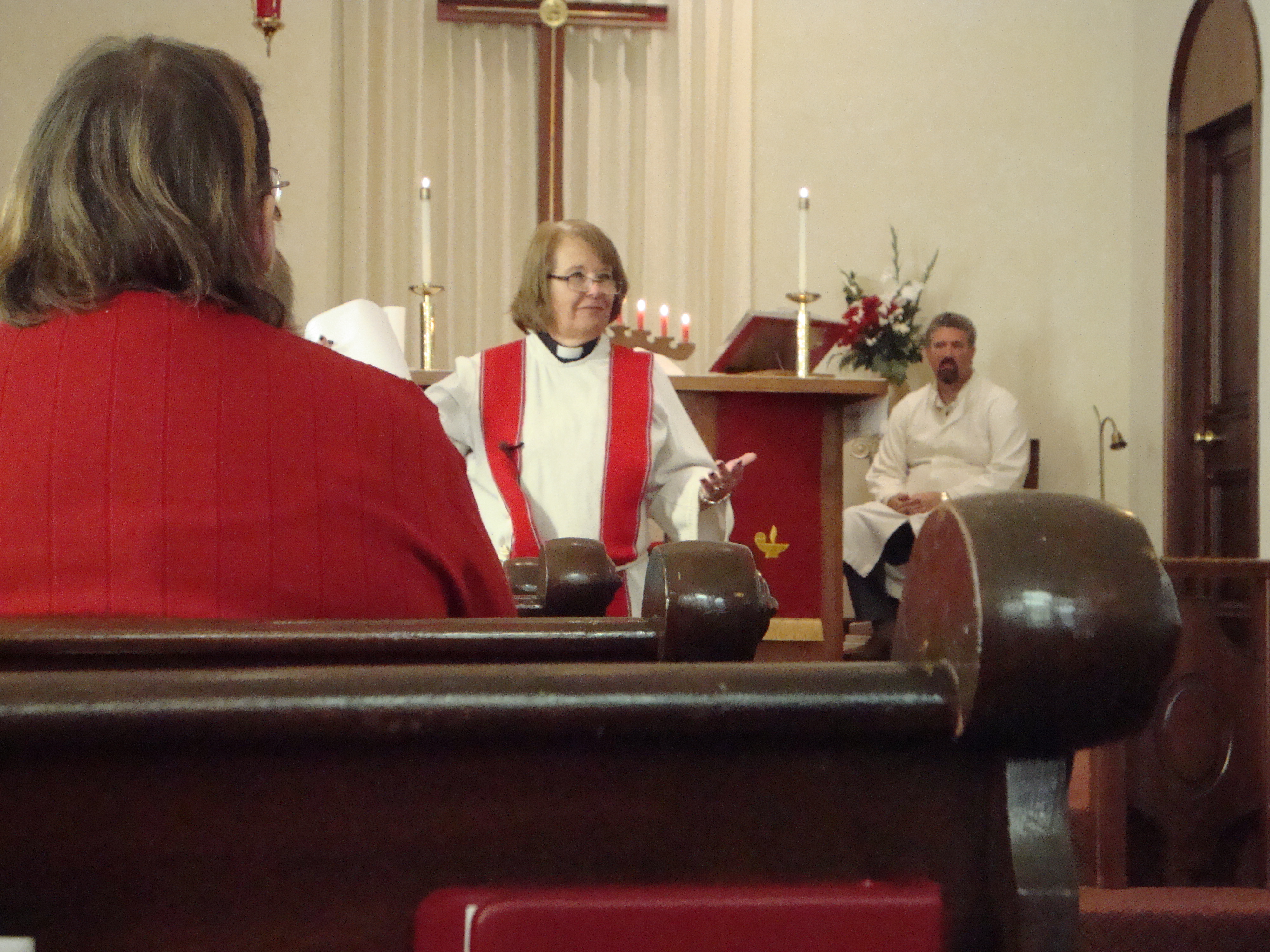 Pastor Bonnie Sparks talks about "balance" on Reformation Day, October 31. 2010.
