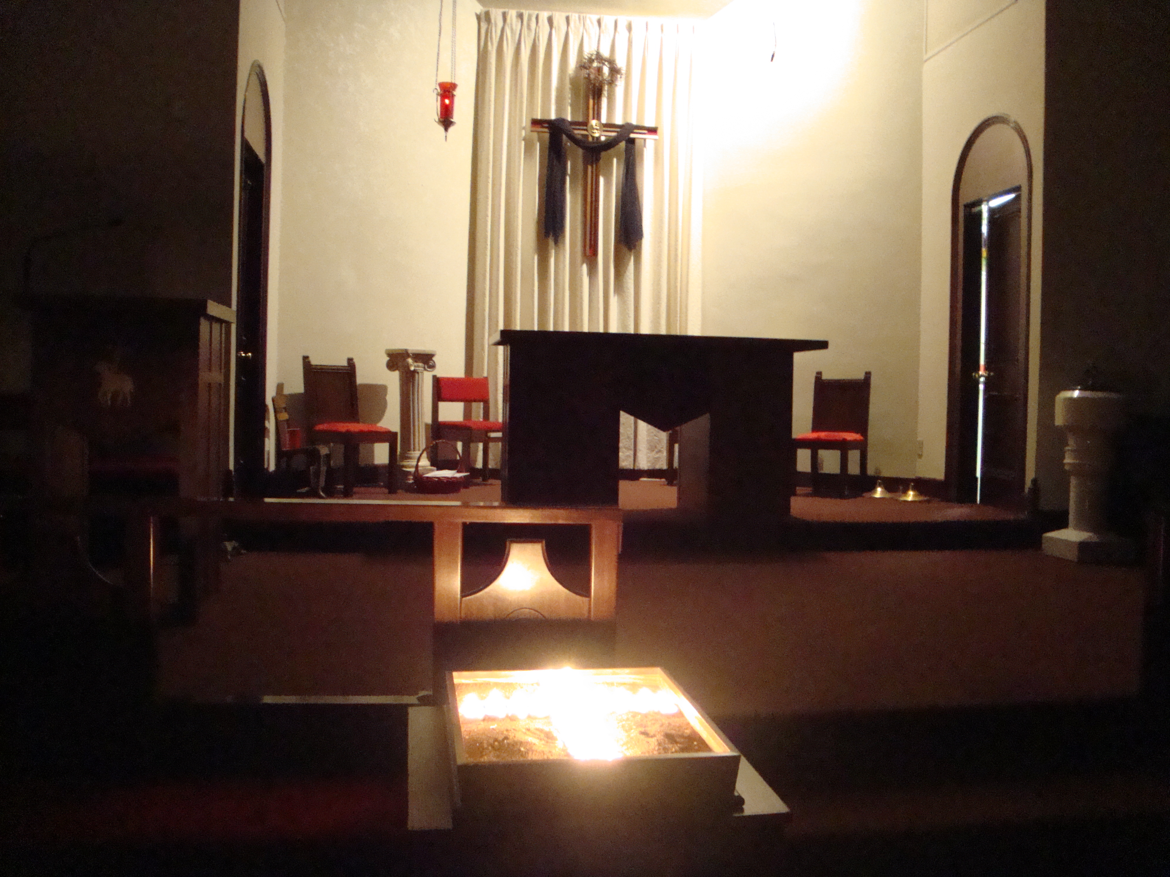 Service of Darkness on Good Friday, April 6, 2012.