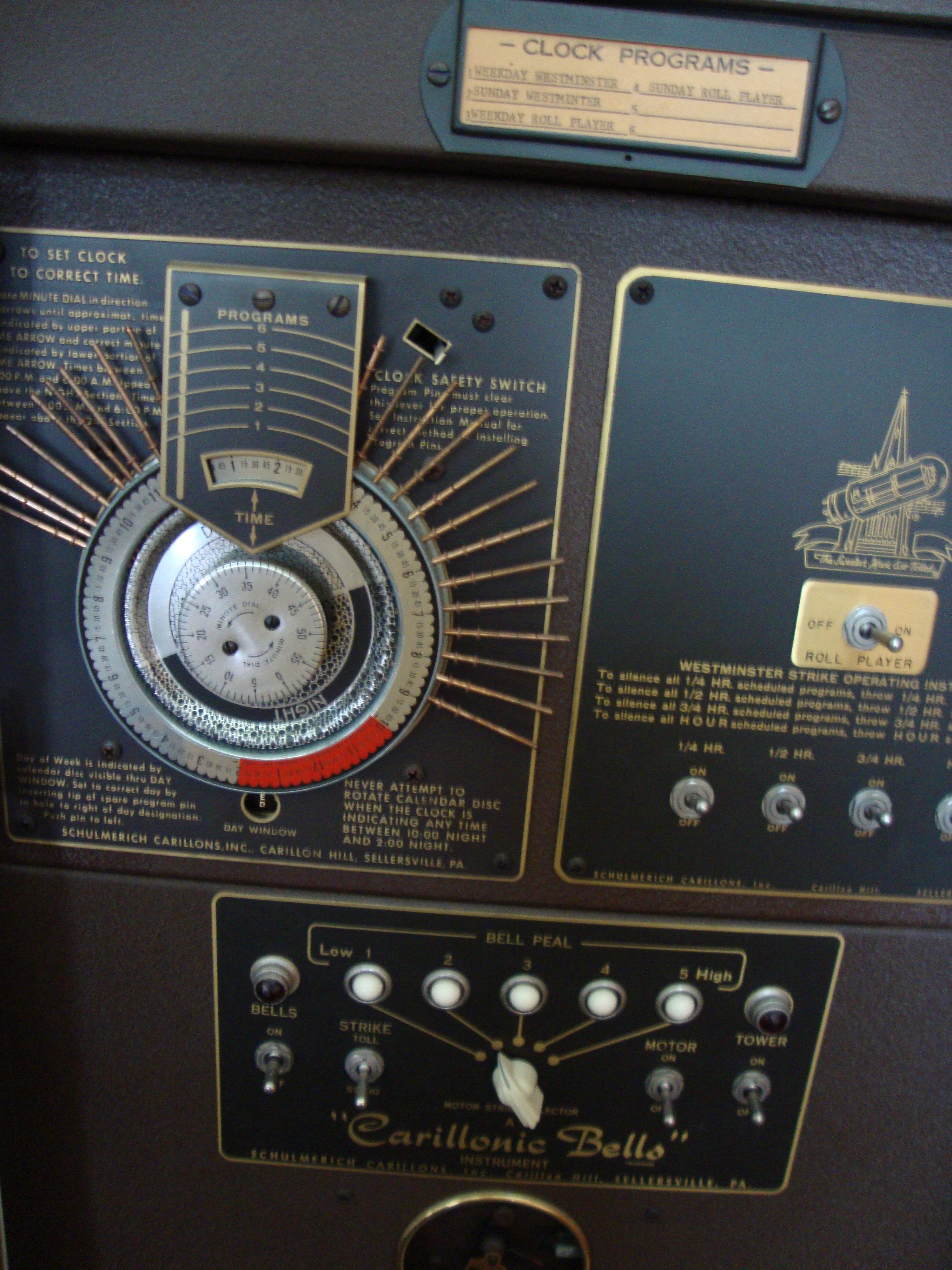 Dials on Salem  1960 carillon